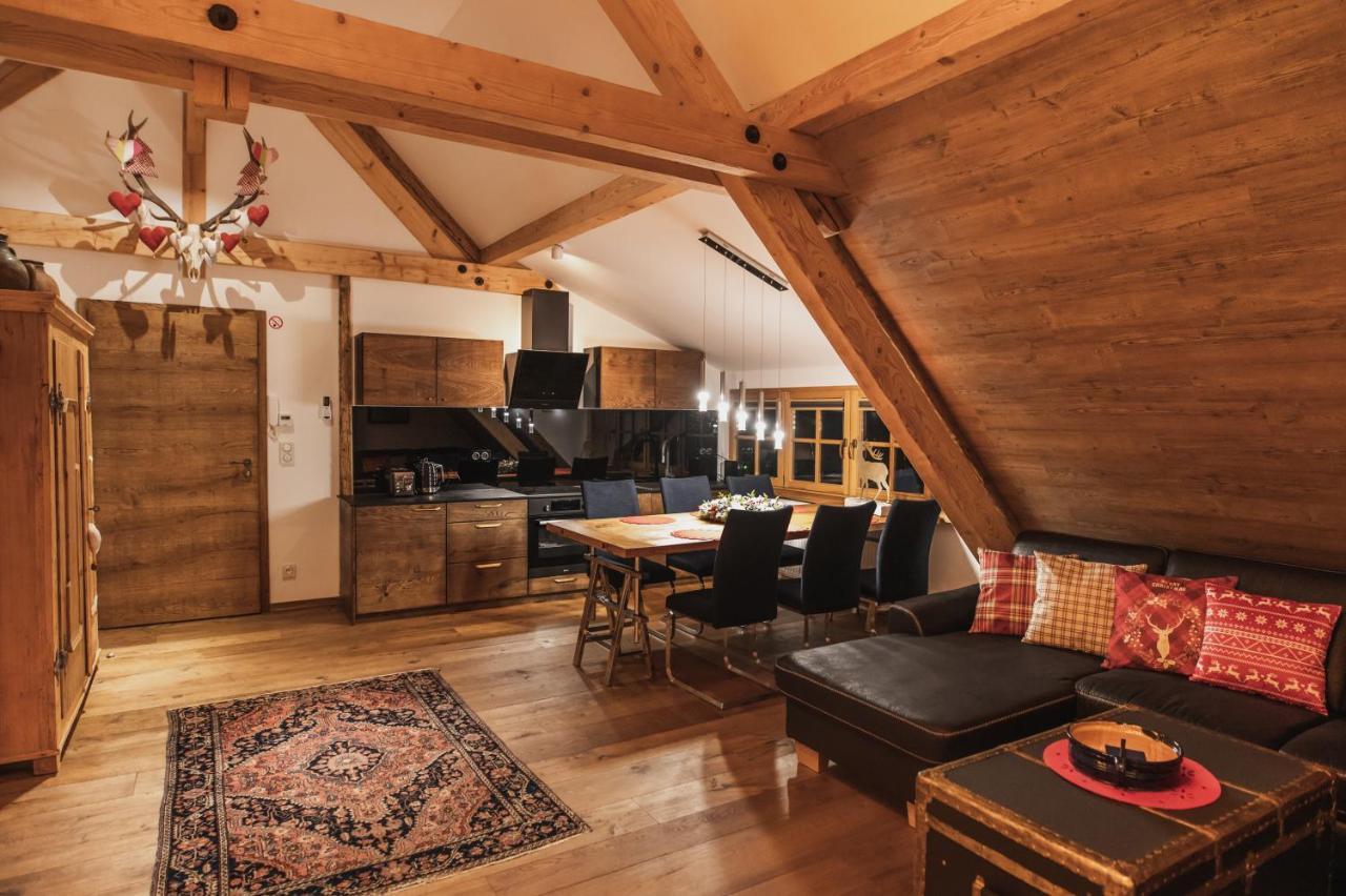 Szwajcarski Dworek Apartmán Piechowice