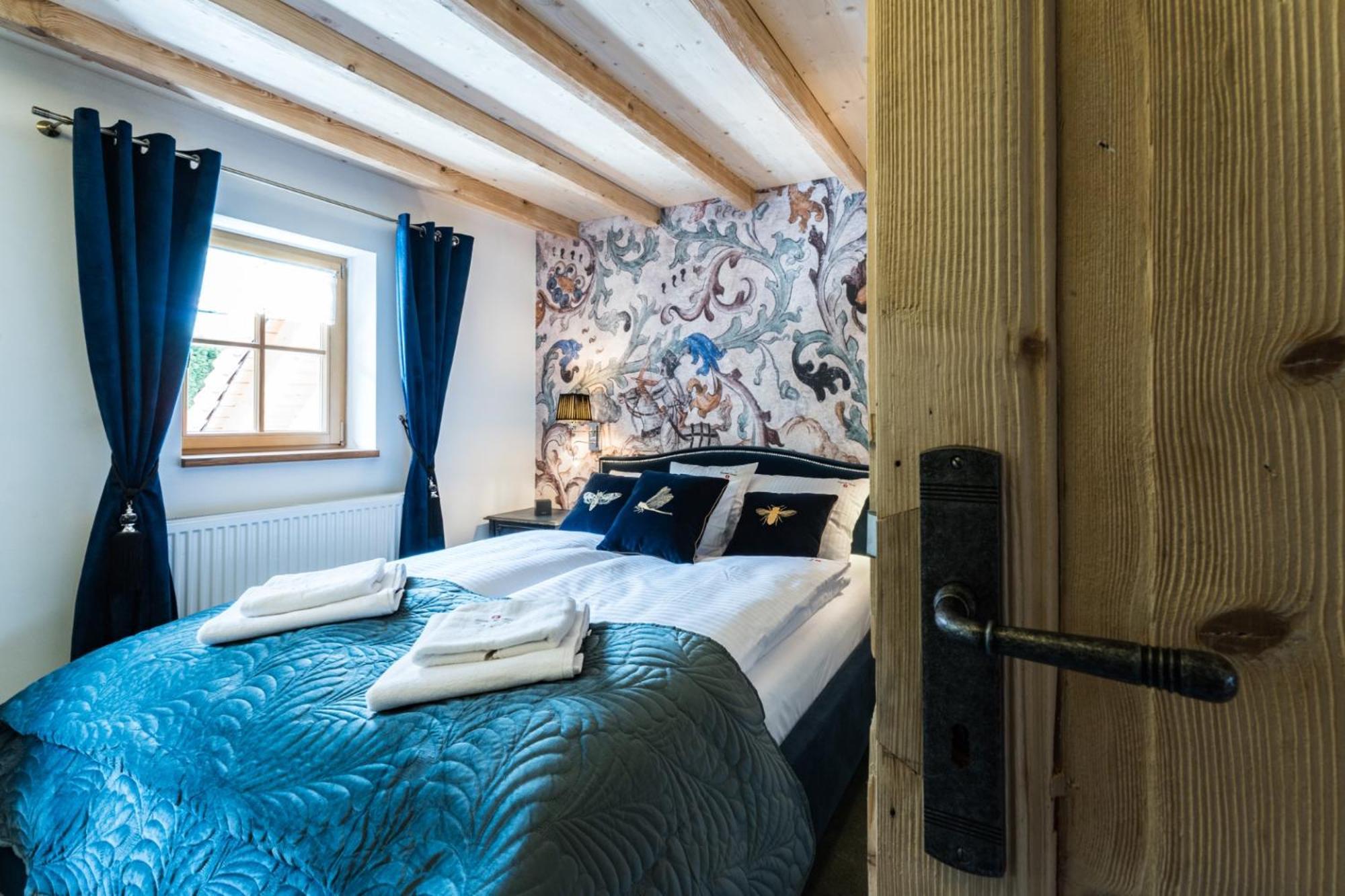 Szwajcarski Dworek Apartmán *